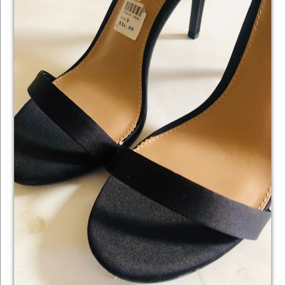 Christian Siriano Strappy Bling Open Toe Heels - Picture 4 of 7